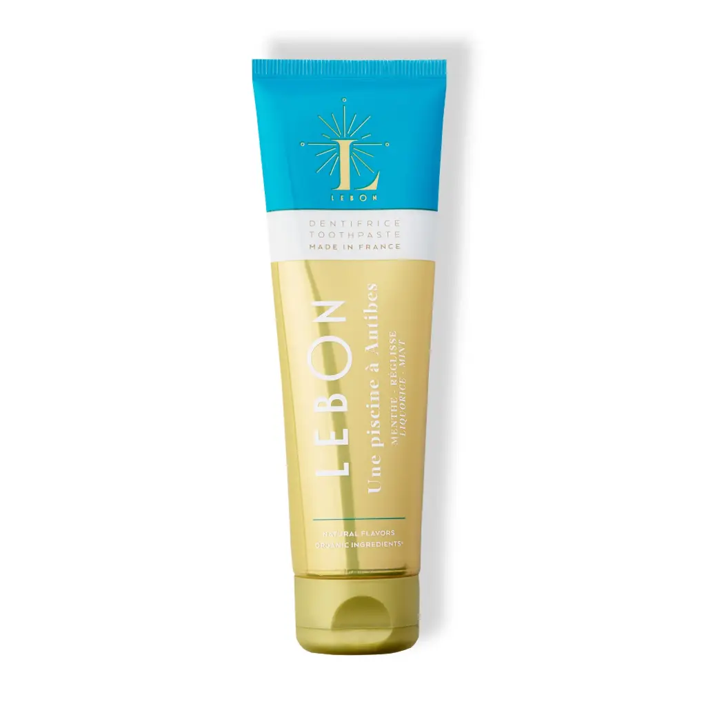 UNE PISCINE A ANTIBES 75 ML